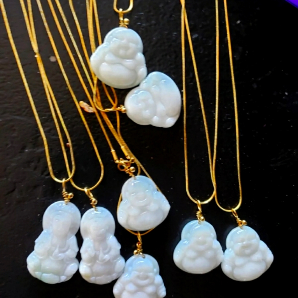 Buda  necklace opral very nice